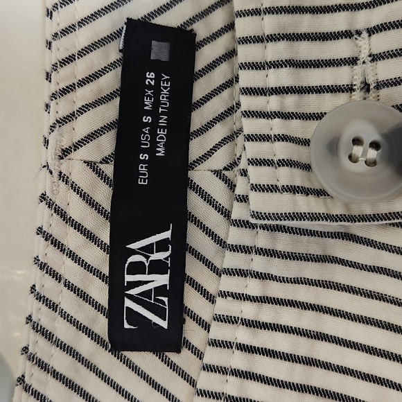Zara Black and White Striped Chinos - Picture 2 of 4
